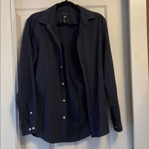 H&M Slim Fit size M button-down